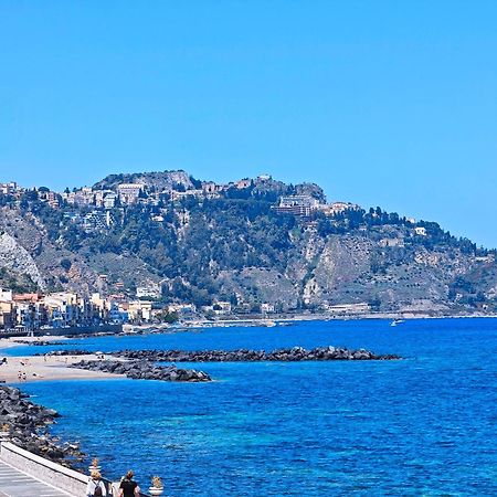 Super Panorama & Astonishing Apartment Seaview Giardini Naxos Luaran gambar