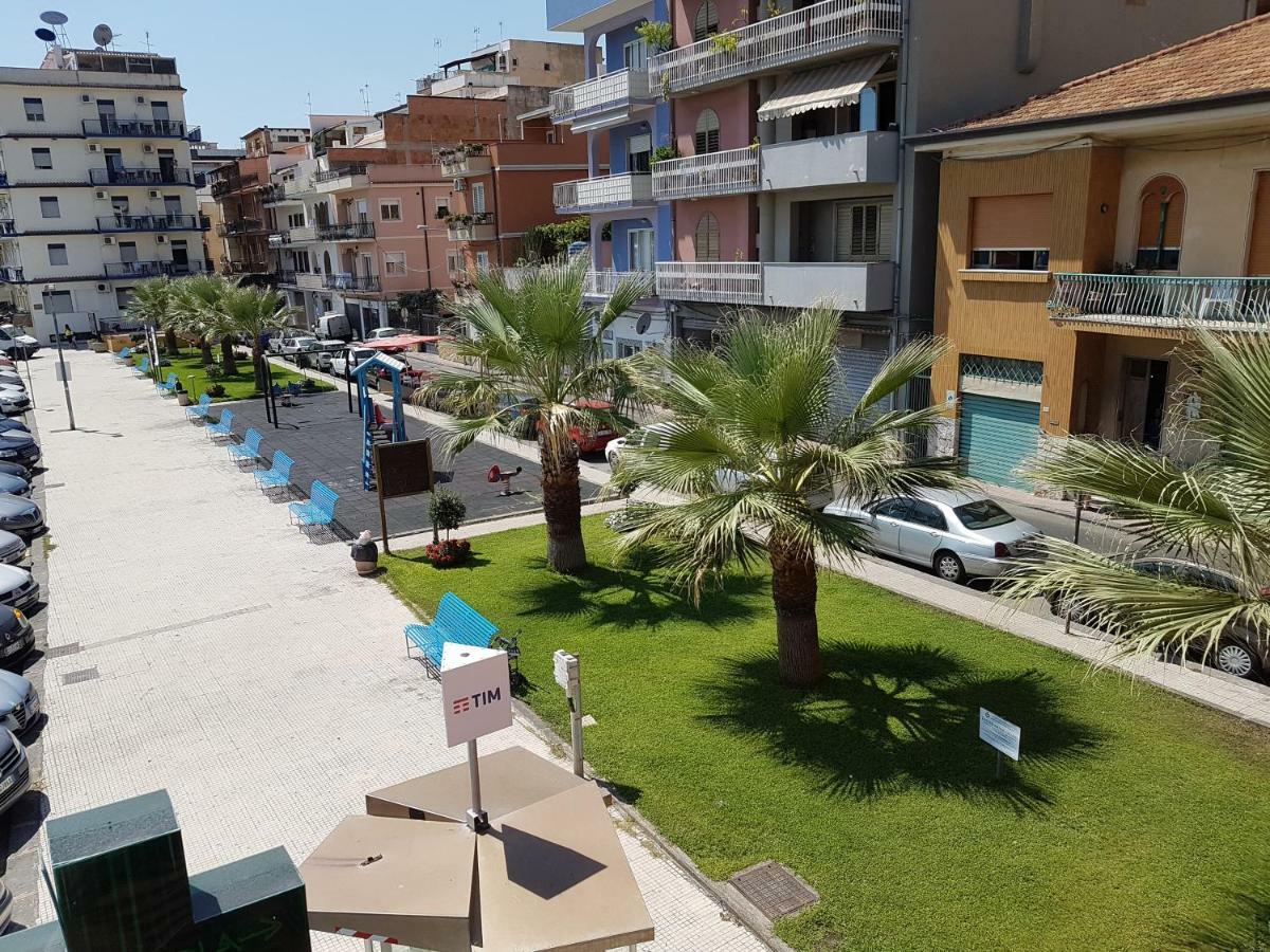 Super Panorama & Astonishing Apartment Seaview Giardini Naxos Luaran gambar