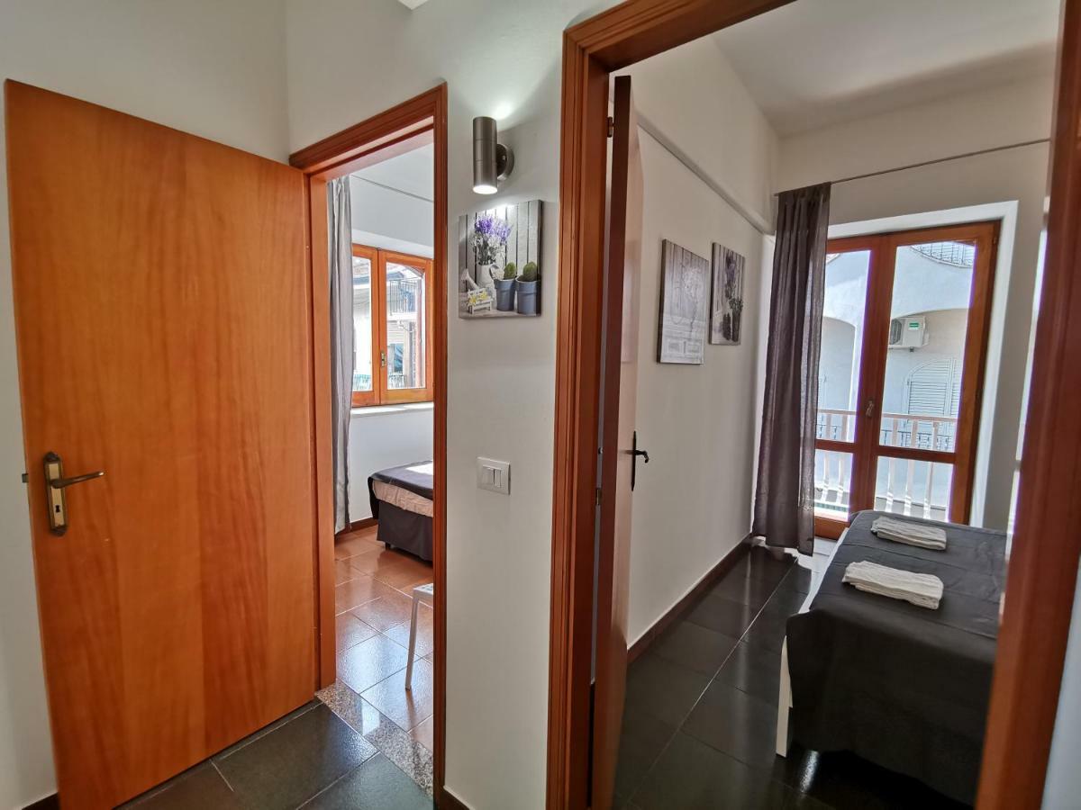 Super Panorama & Astonishing Apartment Seaview Giardini Naxos Luaran gambar
